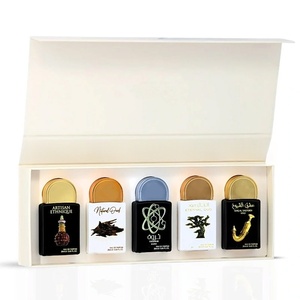 Al por Mayor, Ibraheem AL Qurashi, Set <span class=keywords><strong>de</strong></span> Regalo con 5 Mini Perfumes en Spray <span class=keywords><strong>de</strong></span> 20 ml, Fragancia Floral Amaderada <span class=keywords><strong>de</strong></span> Rosa <span class=keywords><strong>de</strong></span> Larga Duración para Hombre - Product Image 2