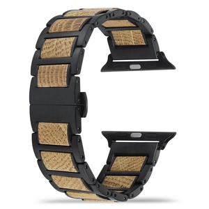Bracelet en acier inoxydable avec grain de bois de chêne blanc de qualité pour <span class=keywords><strong>Apple</strong></span> <span class=keywords><strong>Watch</strong></span> Ultra 3 Series 11/ 10/9 /8/<span class=keywords><strong>7</strong></span>/6/SE/5/4/3 - Product Image 1