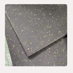 Revêtement de sol en vinyle de haute qualité / Carrelage composite en vinyle - Antidérapant, installation par clic, utilisation en intérieur, imperméable et résistant à l'usure - Product Image 4