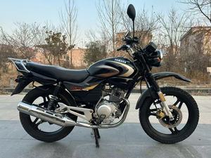 Yamaha <span class=keywords><strong>Tenshin</strong></span> 125 Édition Tout-Terrain - Freins à Disque Haut de Gamme, Phares LED, Avec Porte-Bagages - Product Image 2