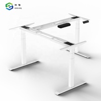 Bureau debout électrique moderne en forme de L, trois pieds, table de travail réglable en hauteur