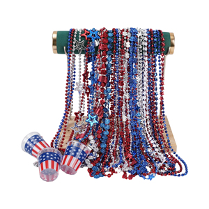 Collier avec pendentif en forme de dollar, design neuf, rouge, blanc, bleu, bijoux fantaisie pour le 4 juillet - Product Image 1