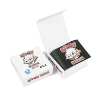 Boîte de jeu en carton rigide recyclable personnalisée avec gaufrage et options d'impression multiples pour l'emballage de jeux de cartes et de cadeaux