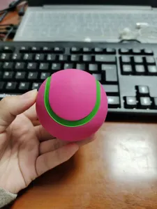 Prezzo di fabbrica su misura di colore di gomma cane giocattoli interattivi da masticare pet palla da tennis per il logo di formazione palla cane