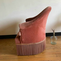Fauteuil individuel confortable en velours rose vintage à franges, style français, avec accoudoirs en forme de crapaud, en bois courbé, pour salon, chambre et hôtel