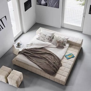 Tatami minimaliste italien <span class=keywords><strong>lit</strong></span> king size <span class=keywords><strong>à</strong></span> dossier bas design <span class=keywords><strong>Lit</strong></span> enveloppé INS <span class=keywords><strong>lit</strong></span> <span class=keywords><strong>double</strong></span> de luxe - Product Image 1