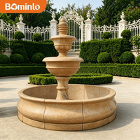 Grande fontaine d'eau extérieure en marbre beige à 3 niveaux, sculpture de jardin classique sculptée à la main pour la décoration de la cour d'hôtel ou de la propriété