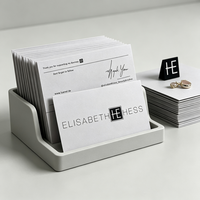 Carte de remerciement grise en papier couché mat 300 g/m² avec logo personnalisé, style minimaliste de luxe, pour marque de maquillage et de beauté