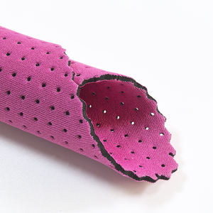 Hoja de goma de espuma de neopreno con agujero perforado transpirable al por mayor tela de neopreno perforada de 3mm - Product Image 5