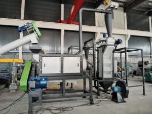 <span class=keywords><strong>PP</strong></span> PE Pet Phim Nhà Nhựa Máy Tái Chế Và Tái Chế Nhựa Roof Tile Máy - Product Image 2