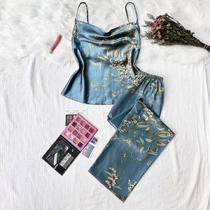 Ensemble gilet et pantalon en soie simulée, pyjama décontracté imprimé dos nu, tenue d'intérieur estivale tendance pour femme. - Product Image 2