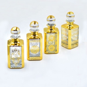 Commercio all'ingrosso di lusso 260ml di vetro bottiglia di <span class=keywords><strong>profumo</strong></span> dorato fantasia dorato arabia Oud Attar <span class=keywords><strong>profumo</strong></span> olio di <span class=keywords><strong>profumo</strong></span> bottiglia di vetro per <span class=keywords><strong>profumo</strong></span> - Product Image 1