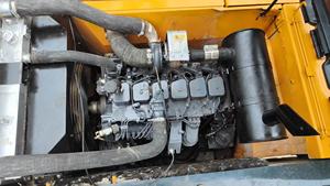 Excavatrice sur chenilles Hyundai R220 de 22 tonnes, moteur Cummins, boîte de vitesses, roulement, garantie 1 an, d'occasion, fabriquée en Corée. - Product Image 4
