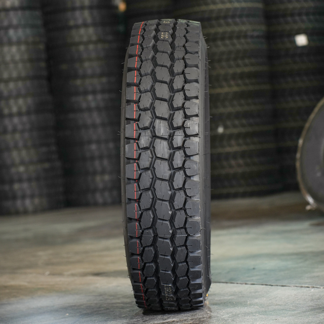Aurunze New Heavy Dump Truck Tires 11R22.5 Imported From Shandong