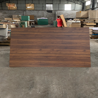 Panneau de fibres à densité moyenne 4x8ft 15mm Panneau de mélamine MDF blanc