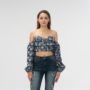 Vaqueros acampanados de mujer de cintura media de alta calidad con bordado floral, pantalones casuales de mezclilla para verano con botones - Product Image 5