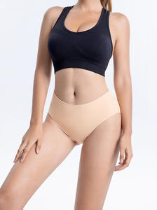 Commande en gros de culottes en coton sans couture pour femmes, confort respirant pour les grandes tailles (M-XXL, jusqu'à 100 kg), 6 couleurs au choix - Product Image 5