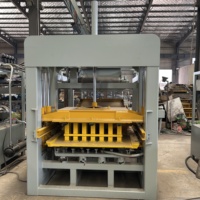 Machine hydraulique de fabrication de pavés 4-15 pour les projets de construction africains
