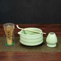 Ensemble de matcha en céramique avec support, ensemble de fouet à matcha 4 pièces, coffret cadeau pour les amateurs de matcha