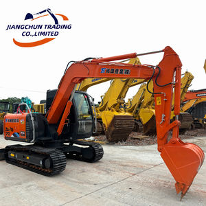 รถขุดตีนตะขาบฮิตาชิ ZX70 เครื่องจักรขนาดกะทัดรัดอเนกประสงค์สำหรับงานขุดร่อง งานจัดสวน งานซ่อมแซม และงานก่อสร้างในเมือง - Product Image 1