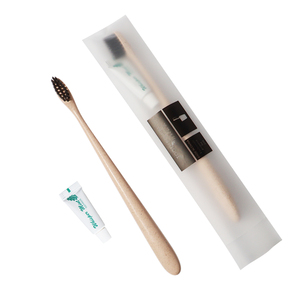 Set di Articoli da Toilette per Hotel Portatili all'Ingrosso, Forniture Alberghiere Usa e Getta per Turismo e Uso Domestico. - Product Image 1