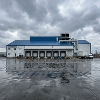 Bâtiment de stockage frigorifique en structure d'acier galvanisé, température négative de 25 degrés, pour centre de distribution d'aliments surgelés