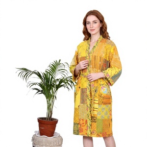 ชุดกิโมโนผ้าฝ้ายคอวี แขนยาว ปิดด้วยเข็มขัด ลายดอกไม้พิมพ์ลายกันตะ ดีไซน์สำหรับผู้หญิง น้ำหนักเบา หรูหรา ระบายอากาศได้ดี ตกแต่งด้วยผ้าปะติดปะต่อ - Product Image 1