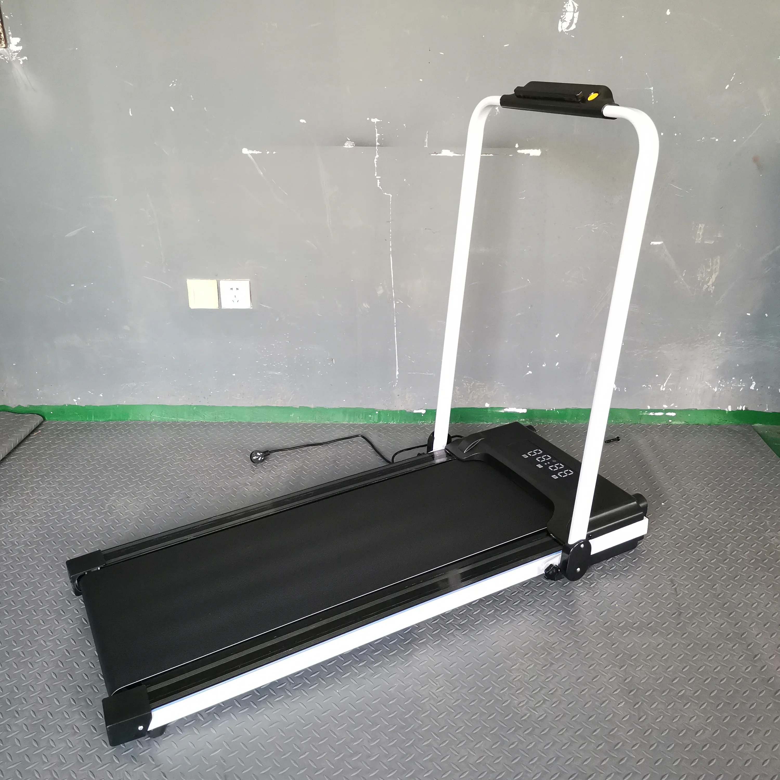 JIT Manufacturers Selling Home Curved Treadmill Folding Treadmill Fitness Equipment Exercise Running Machine