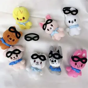 Moins cher blanc rose lapin Pluche enfants errants jouets porte-clés Anime dessin animé en peluche enfant errant Skzo PILOT5 FM Skzo porte-clés en peluche