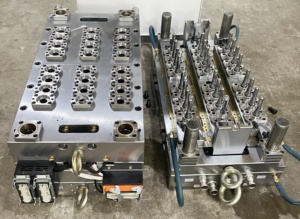 Khuôn ép nhựa <span class=keywords><strong>PET</strong></span> 32mm 24 khoang dùng cho chai mỹ phẩm, nhà sản xuất khuôn ép nhựa - Product Image 6