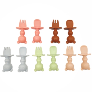 Juego de alimentación de cucharas y tenedores <span class=keywords><strong>para</strong></span> bebés sin BPA de 2 Utensilios de alimentación de silicona antiestrangulamiento <span class=keywords><strong>para</strong></span> niños pequeños <span class=keywords><strong>para</strong></span> bebés Led destete a partir de <span class=keywords><strong>6</strong></span> <span class=keywords><strong>meses</strong></span> - Product Image 1