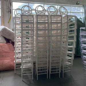 Cadeira Phoenix de Plástico Resina Branca Durável e Empilhável para Eventos, Banquetes e Casamentos a Preço de Atacado - Product Image 2