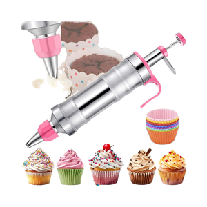 Kit de Décoration de Desserts : Seringues à Glaçage en Acier Inoxydable avec 6 Douilles et 9 Moules en Silicone pour Cupcakes - Product Image 1