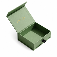Boîte cadeau rigide magnétique pliable de luxe personnalisée en gros avec logo, fabricant d'emballages en feuille d'or
