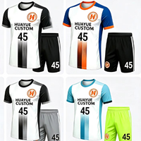 T-shirt de sport pour homme en polyester personnalisé, à manches courtes, léger, à séchage rapide, pour la course à pied et la musculation