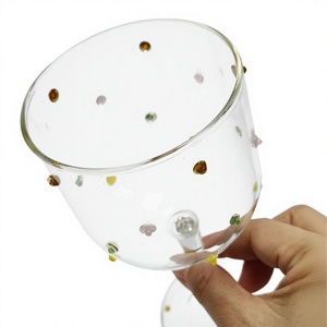 Copas de Vino de Cristal Soplado a Mano, Únicas y Vintage, para Regalos Corporativos de Lujo y Duraderos - Product Image 1