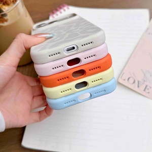 <span class=keywords><strong>Cover</strong></span> in Silicone Morbido Personalizzata <span class=keywords><strong>con</strong></span> Stampa Leopardata Effetto Pelle Anti-Impronta per iPhone 17 Pro Max, Compatibile <span class=keywords><strong>con</strong></span> 17, 16, 15, 14, 13, 12, 11 Pro MAX - Product Image 3