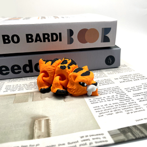 Produit transfrontalier le plus vendu : Figurine articulée intégrale en PLA imprimée en 3D, adorable tigre à dents <span class=keywords><strong>de</strong></span> <span class=keywords><strong>sabre</strong></span> - Product Image 2