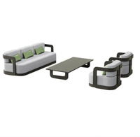 Ensemble de canapé et chaise trois places en alliage d'aluminium de style américain moderne STG, résistant à l'eau et aux rayons UV, avec table basse