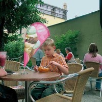 Настольный флажок-капля с индивидуальной печатью