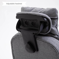 Chaise de jeu ergonomique en gros avec accoudoirs articulés en mousse haute densité et roulettes en nylon pour salles de jeu