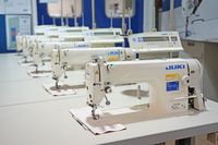 Jukis 8700-7 Machines à coudre industrielles à point noué Pièces de rechange Nouvelles machines à coudre industrielles japonaises pour vêtements complètes