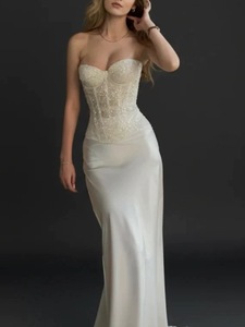 Ensemble de banquet haut de gamme Bettergirl 2026, nouveau haut sans bretelles à armature en os de poisson, coupe ajustée, jupe sirène amincissante - Product Image 1