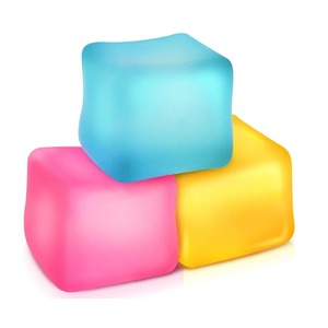 Jincan Venta al por mayor Cubo antiestrés de simulación de cubo de agua y hielo, juguete de apriete para aliviar el estrés - Product Image 1