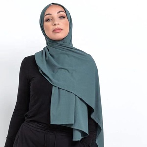 2024 Haute Qualité Pas Cher Personnalisé Nouveau Design Style Arabe Couleur Unie <span class=keywords><strong>Hijab</strong></span> Jersey <span class=keywords><strong>Hijab</strong></span> Écharpe Femmes <span class=keywords><strong>Hijab</strong></span> Musulman Al <span class=keywords><strong>Por</strong></span> Mayor - Product Image 3