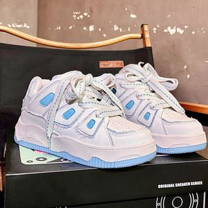 Design a new pair of platform heightening shoes for men, trendy shoes, in a style that is popular for both men and <b>women</b>. - Product Image 6