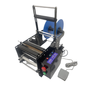 Etiquetadora semiautomática compacta de alta eficiencia: adecuada para varios contenedores, como botellas y tazas de vino - Product Image 3