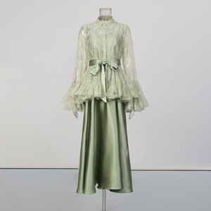 ชุดเซ็ต 2 ชิ้นสำหรับผู้หญิง เสื้อลูกไม้ประดับเลื่อมผูกเชือก ชุดเดรสยาวแฟชั่น - Product Image 1