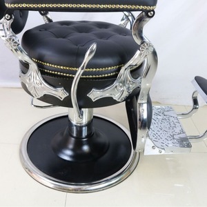 Sillón de Barbero Hidráulico de Cuero Negro, Silla de Peluquería Reclinable con Reposapiés para Barbería - Product Image 3