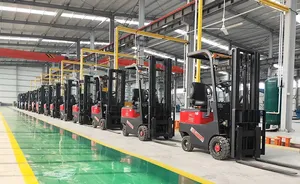 Chariot élévateur semi-électrique Solreign <span class=keywords><strong>CDD</strong></span> 1500 kg avec batterie lithium-ion et mât à 3 sections pour levage <span class=keywords><strong>de</strong></span> palettes économique et compact - Product Image 6